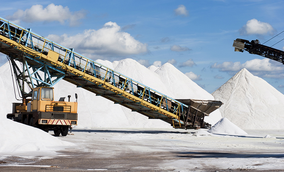 尊龙凯时携手九二盐业：以“AI+数据”赋能智能工厂建设，，，，，，加速盐化工工业数字化转型